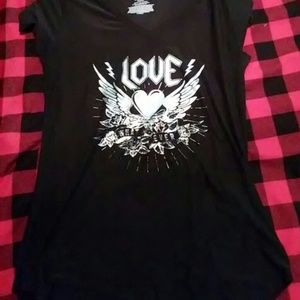 A cute tee shirt never warn